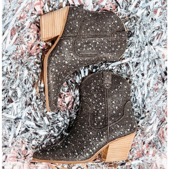 Matisse Harlow Bootie - Picture 17 of 17